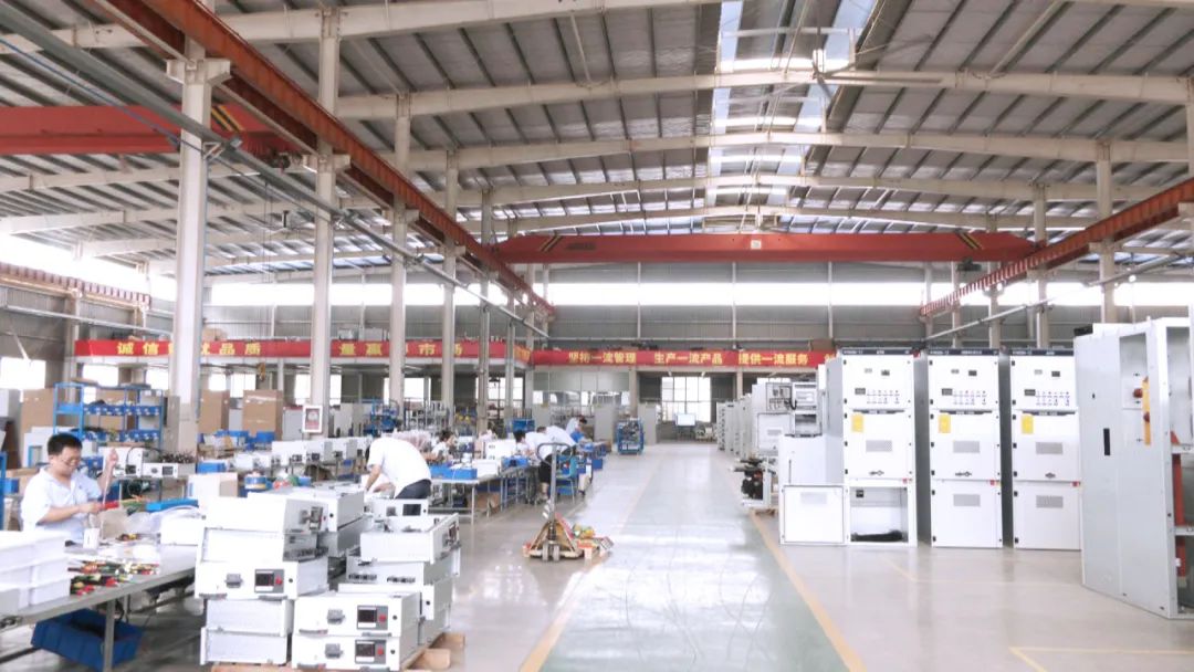 高質(zhì)量發(fā)展看黃陂丨智能升級(jí)驅(qū)動(dòng)新引擎 企業(yè)機(jī)器人產(chǎn)線引領(lǐng)訂單熱潮，技術(shù)服務(wù)筑牢競(jìng)爭(zhēng)優(yōu)勢(shì)